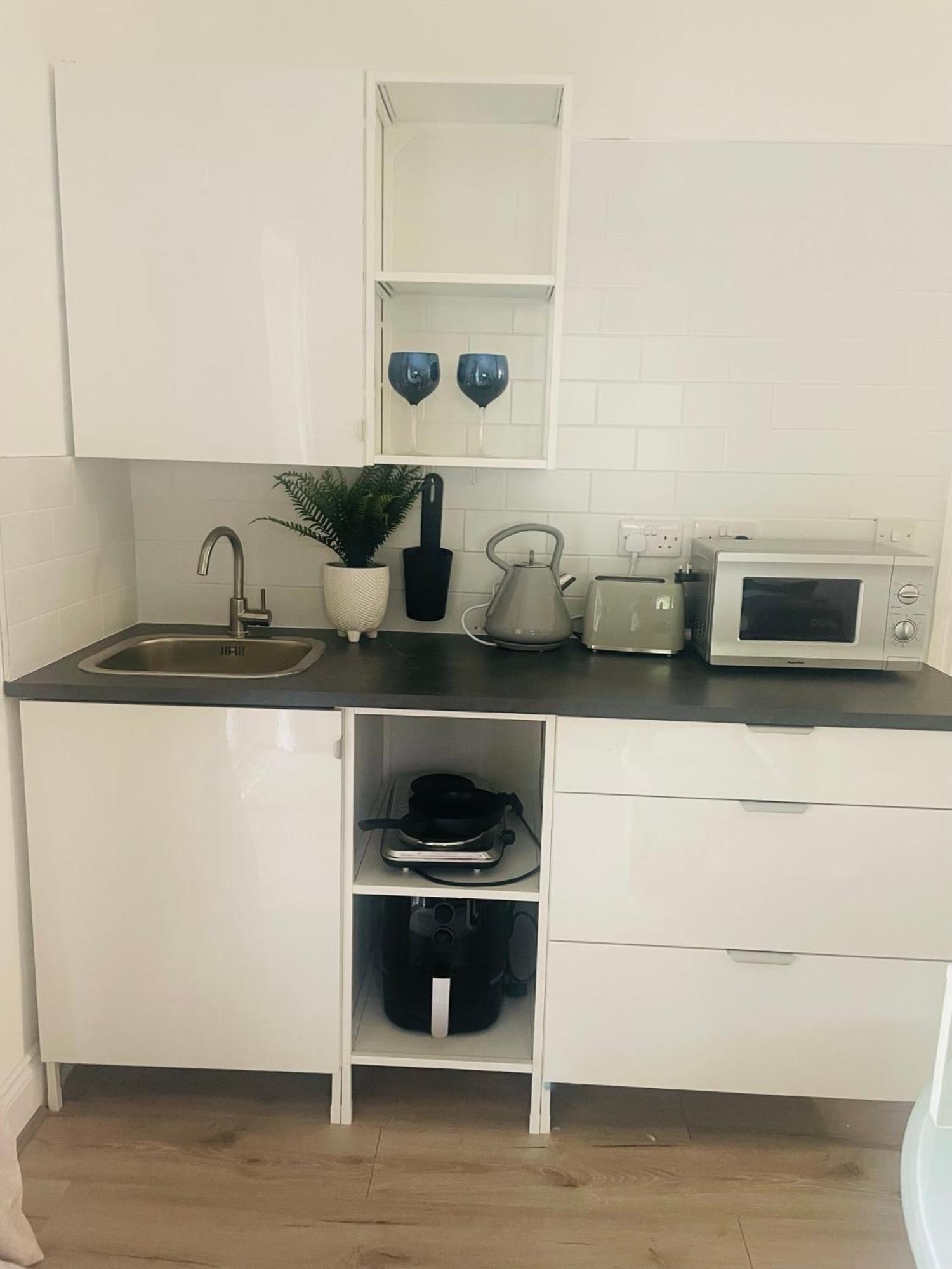 Basement Studio Apartment Балліна Екстер'єр фото